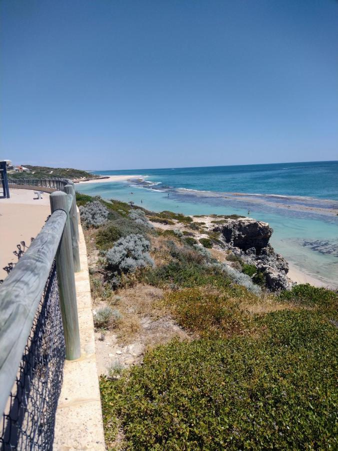 Yanchep Seaside Cottage Exterior photo