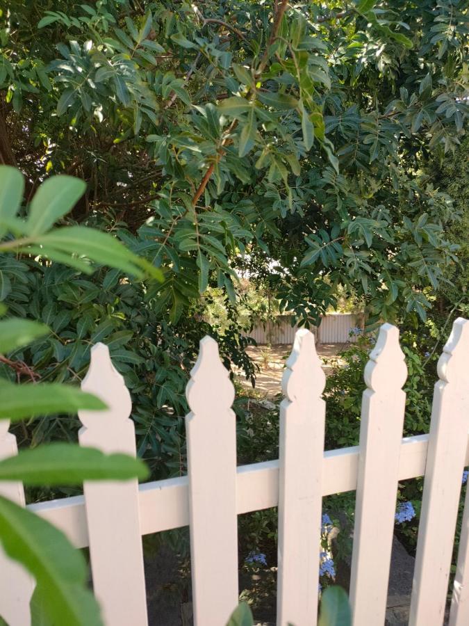 Yanchep Seaside Cottage Exterior photo